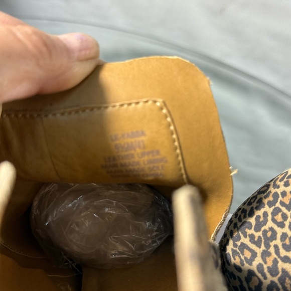 Lucky Brand Brown Tan Ankle Booties - Picture 6 of 7